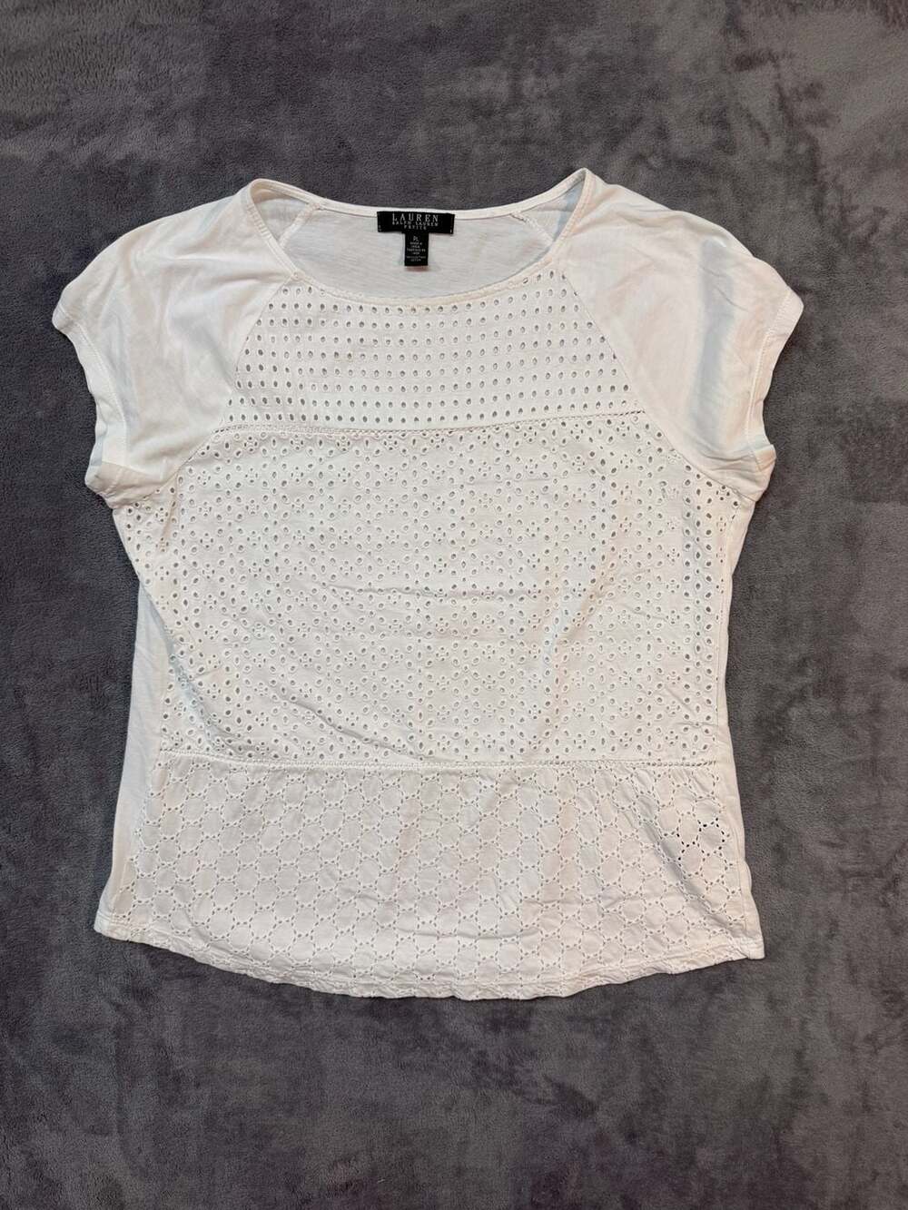 Lauren Ralph Lauren Women's White Eyelet Embroidered Short Sleeve Petite Top PL